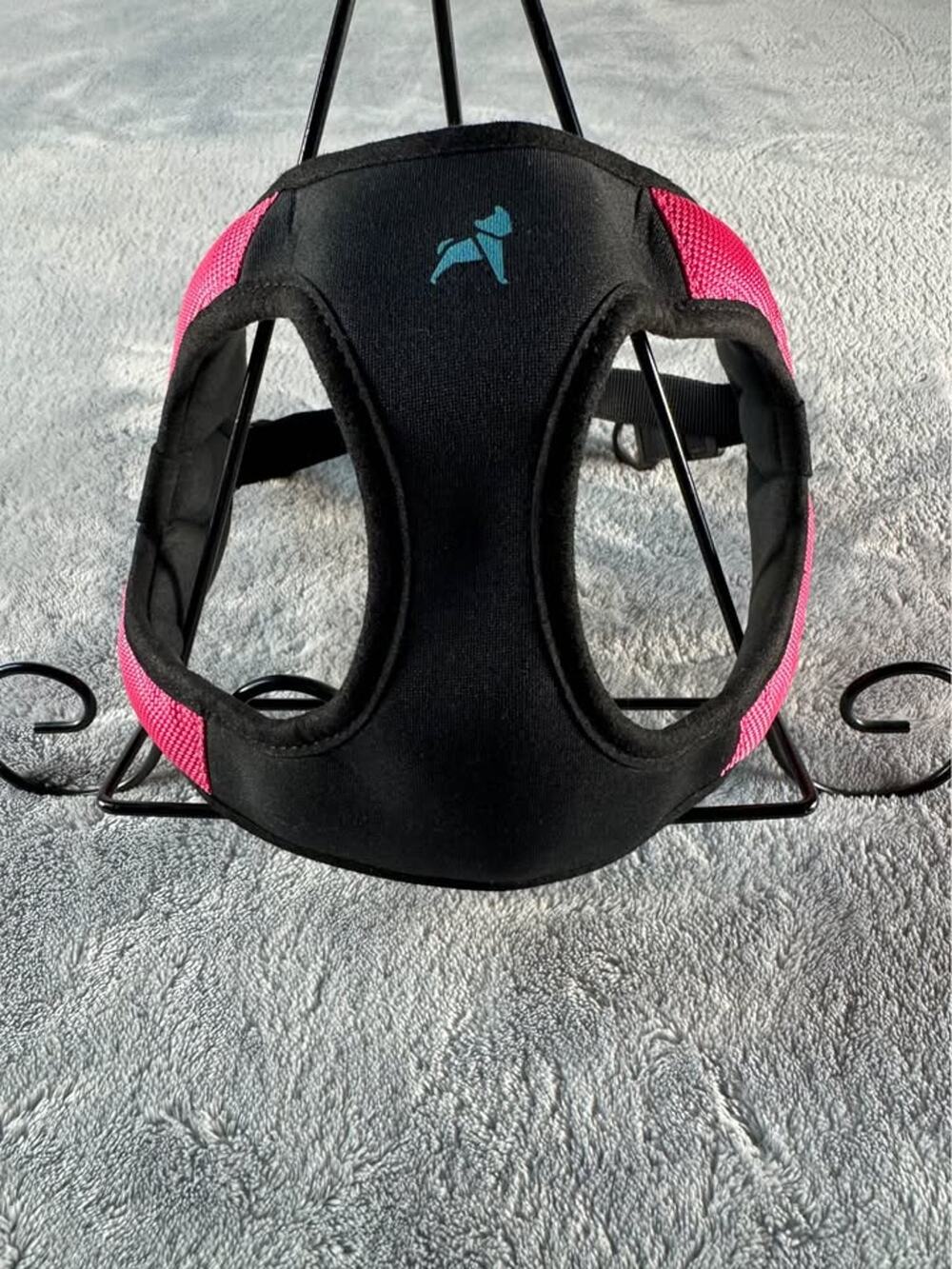 Gooby Dog Harness Black and Pink Medium - NWOT 📍PU Irvington 46219
